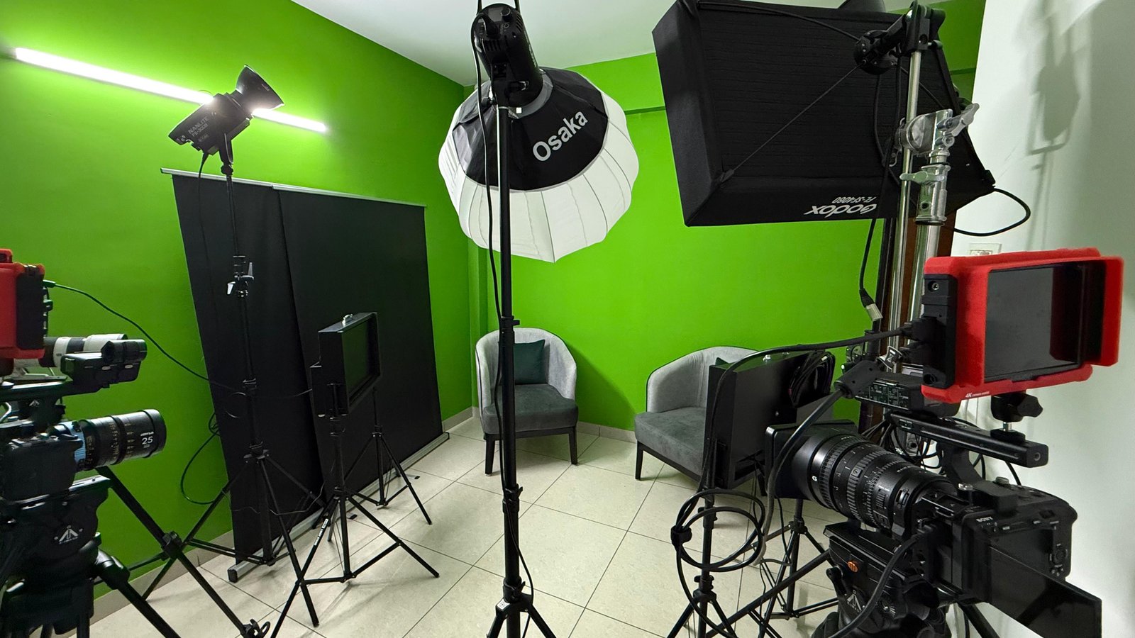 Studio 2